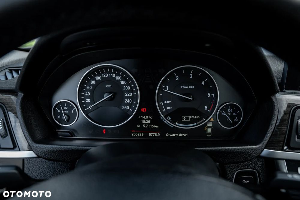 BMW Seria 3 320d Efficient Dynamic Edition - 26