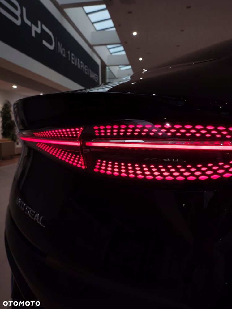 BYD Seal 82.5kWh Design - 39