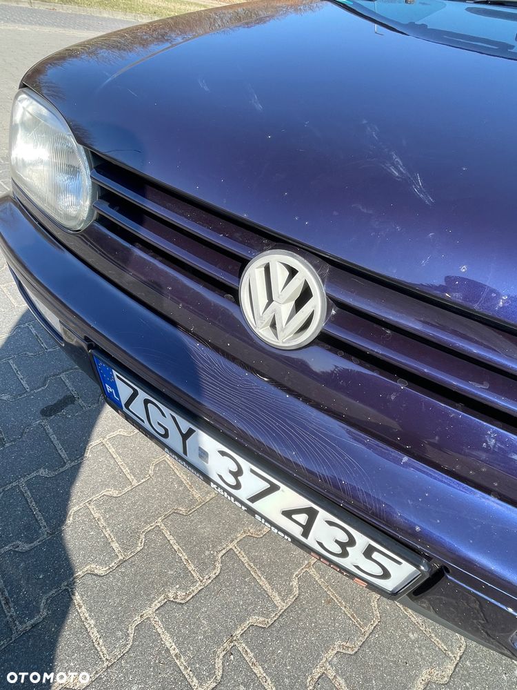 Volkswagen Golf 1.8 GL - 30