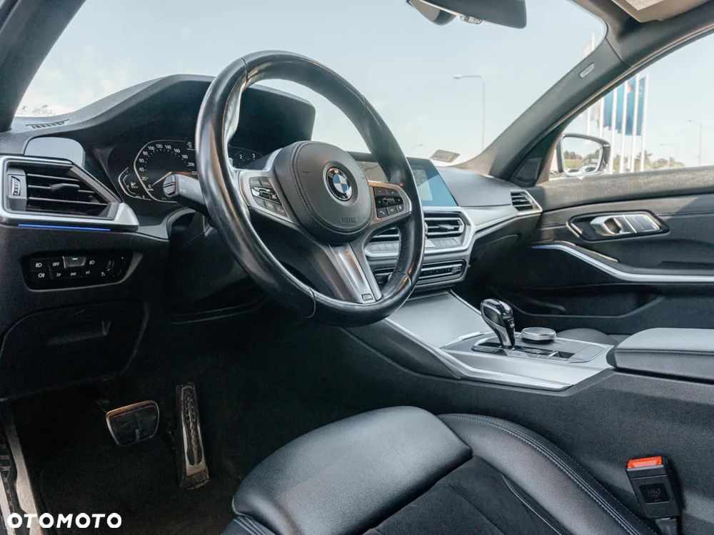 BMW Seria 3 320d xDrive M Sport sport - 5