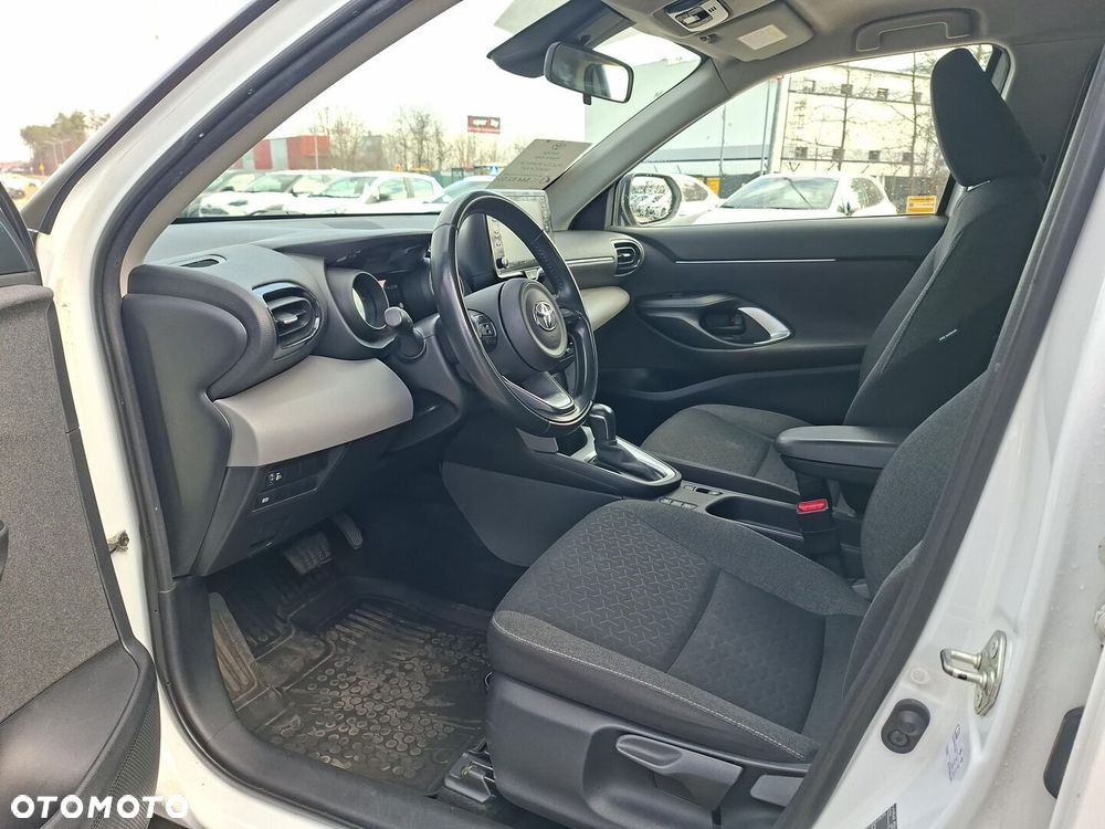 Toyota Yaris Cross Hybrid 1.5 Comfort - 14