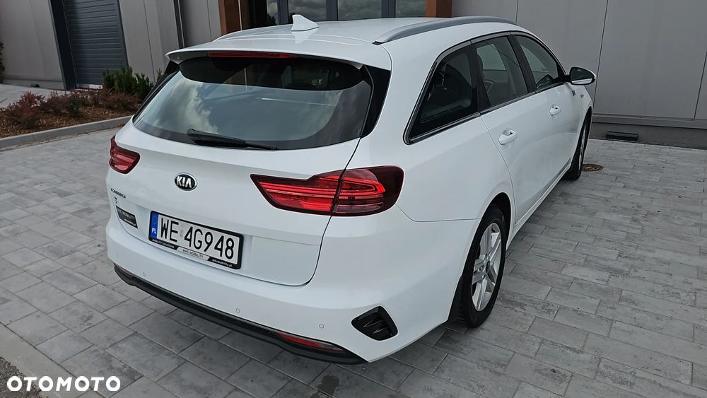 Kia Ceed 1.5 T-GDI M DCT - 14