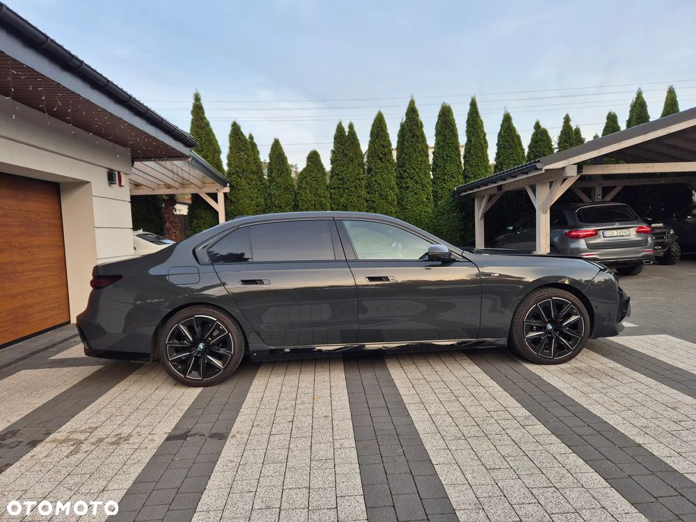 BMW Seria 7 - 14