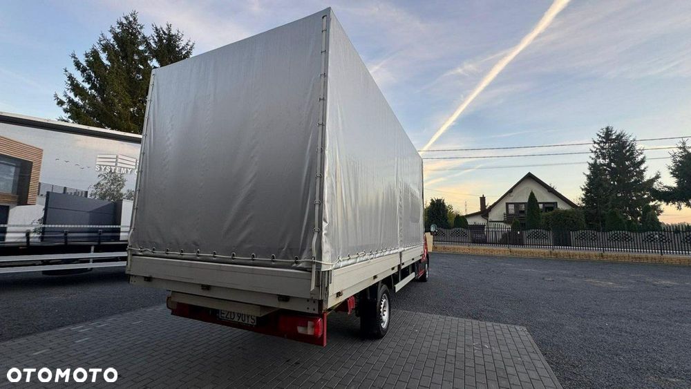 Volkswagen Crafter - 23