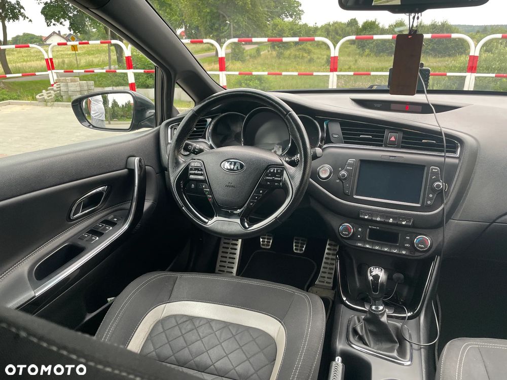 Kia Ceed 1.6 CRDi GT Line - 9