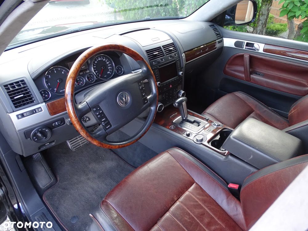 Volkswagen Touareg 5.0 V10 TDI DPF Automatik Individual - 4