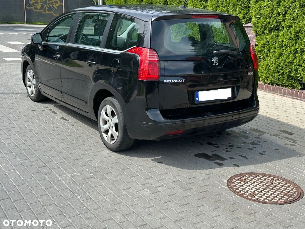 Peugeot 5008 - 3