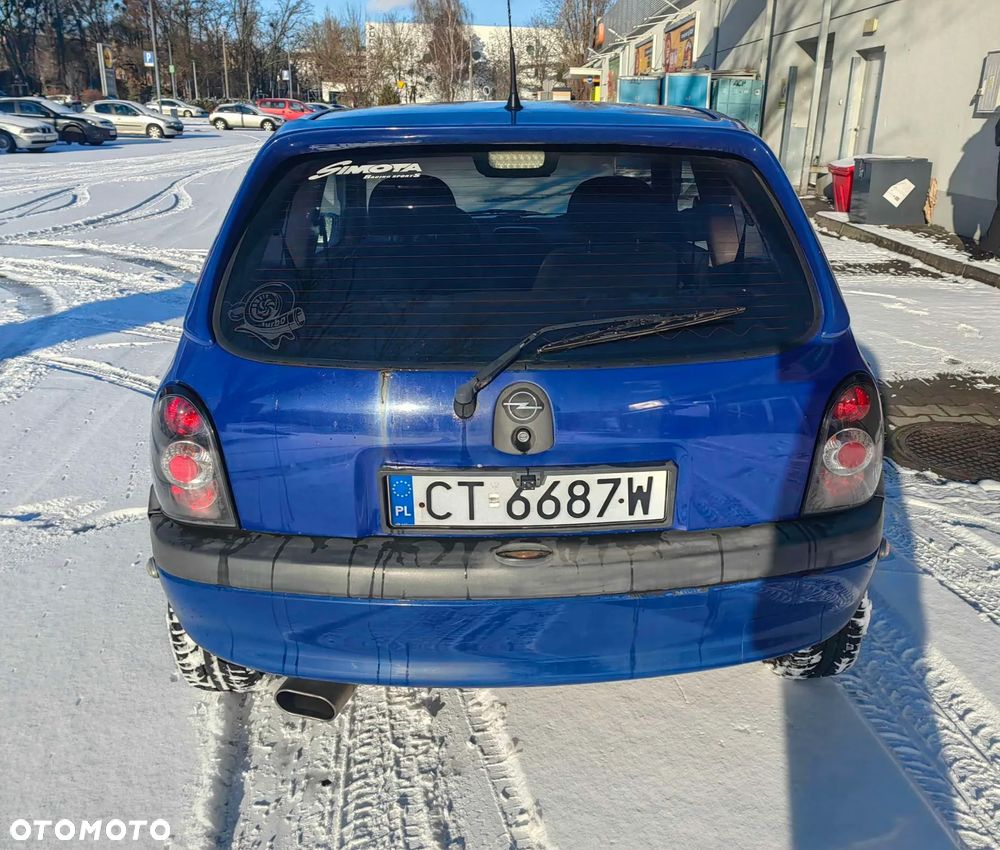 Opel Corsa 1.2 16V Sport - 5