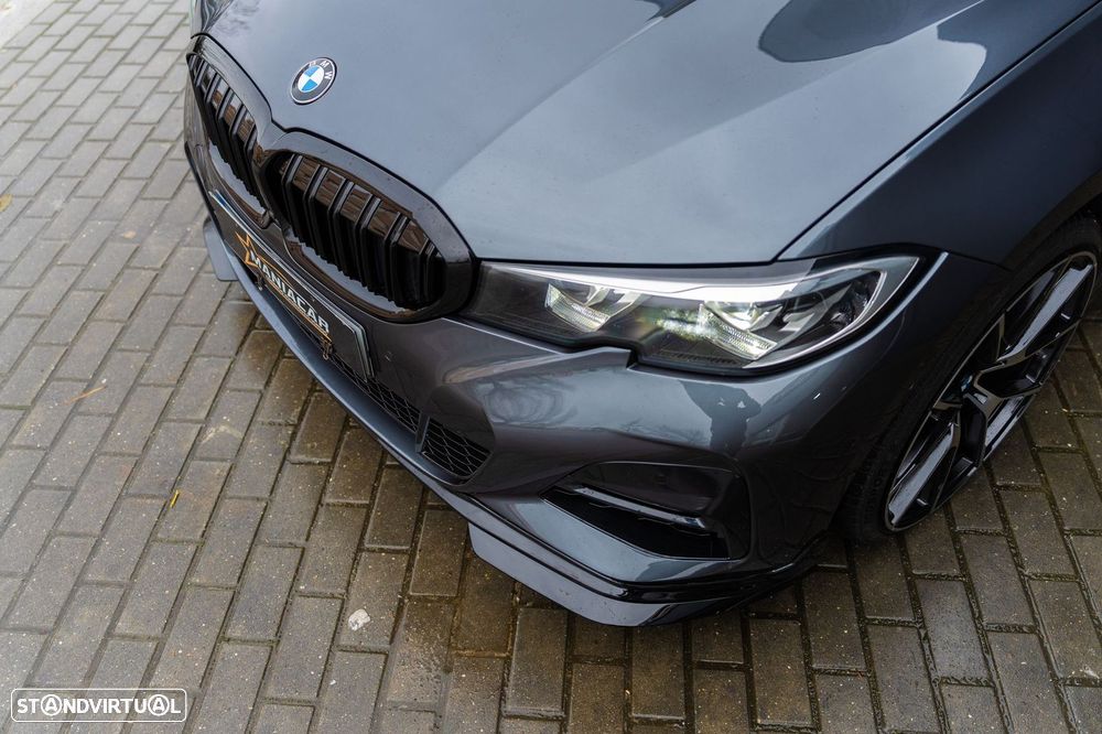 BMW 320 d xDrive Pack M Auto - 34