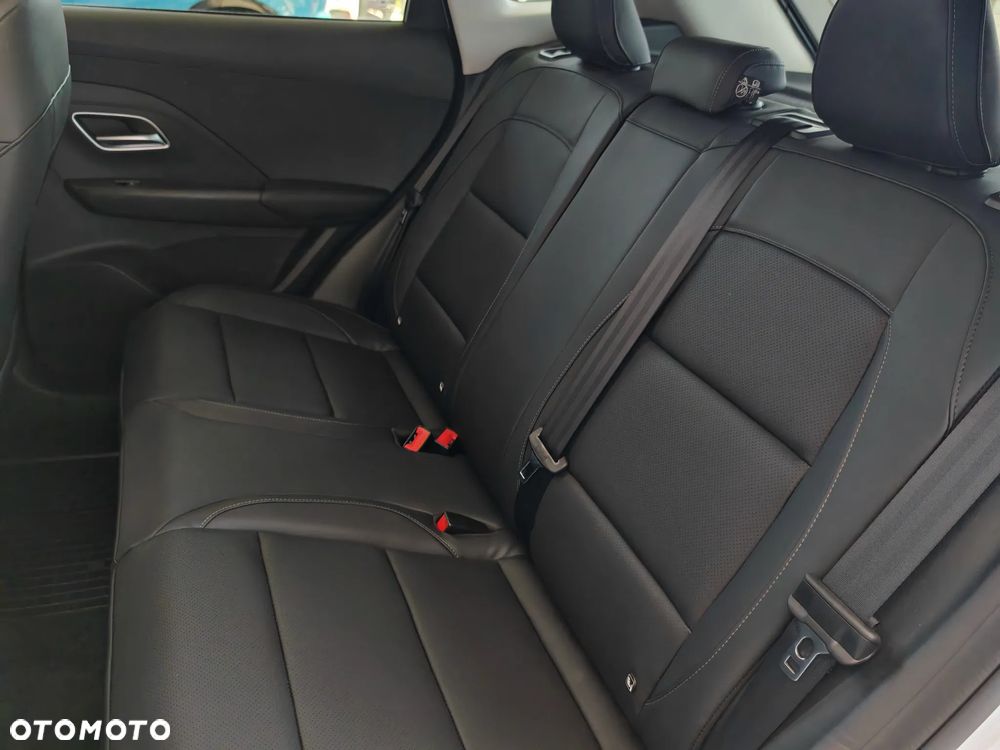 MG ZS Hybrid+ - 24