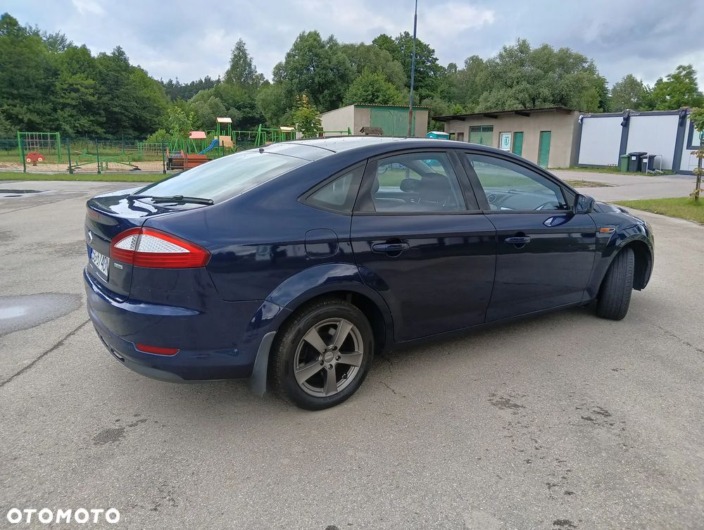 Ford Mondeo - 12