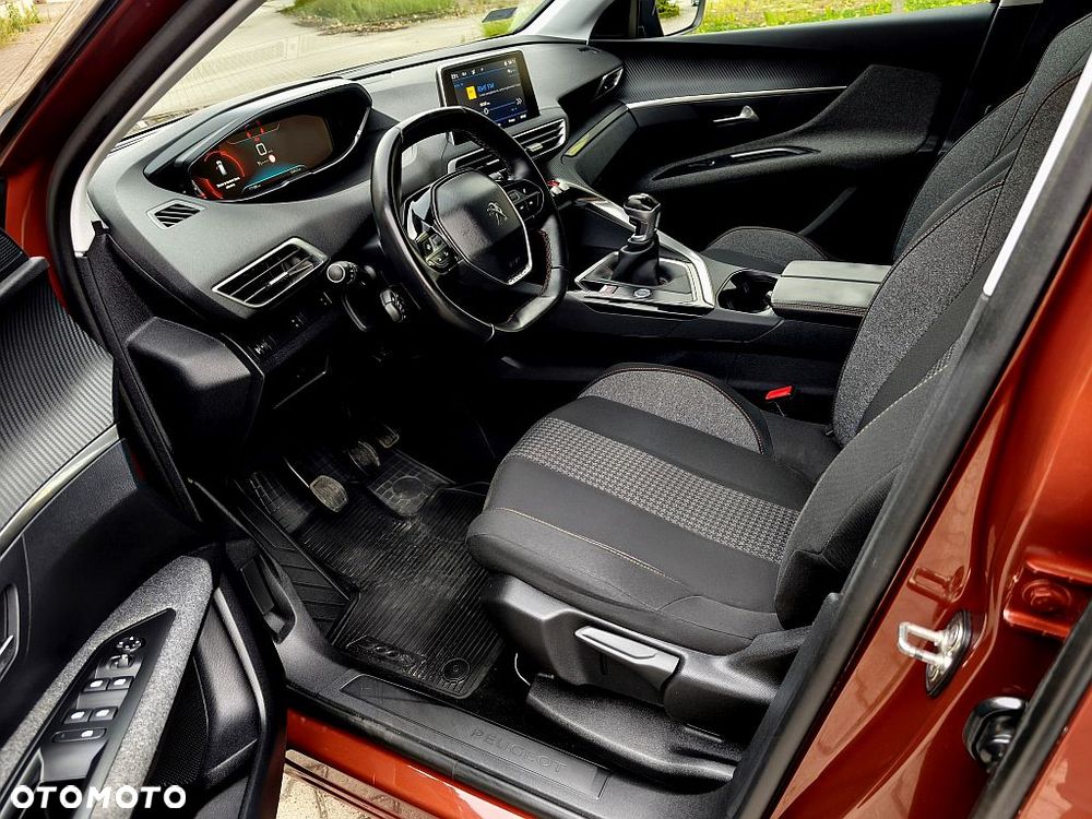 Peugeot 3008 1.2 PureTech Allure - 6