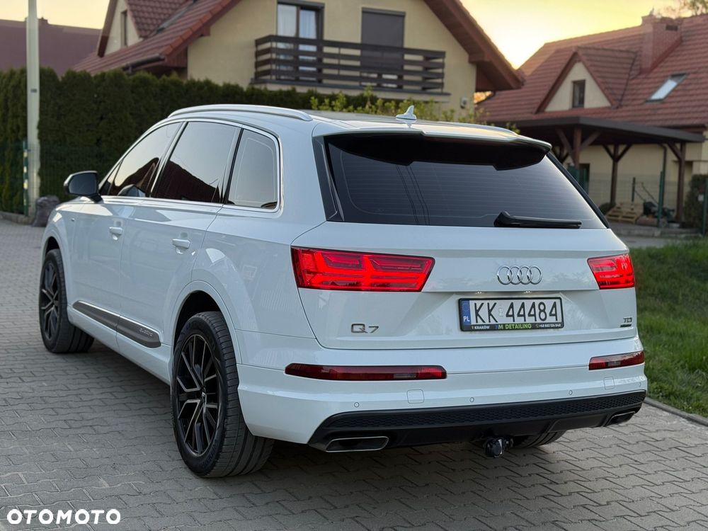 Audi Q7 - 2