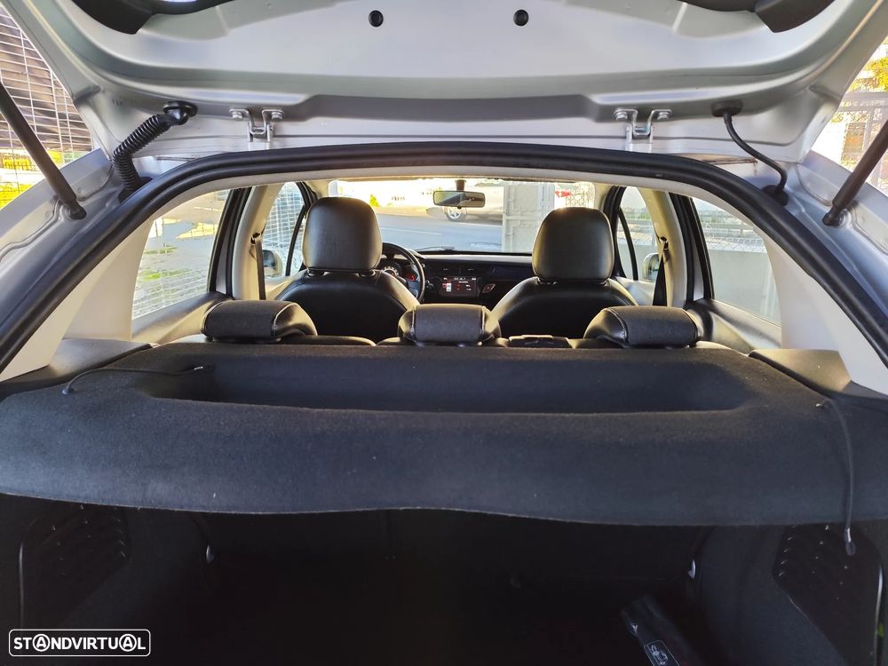 Citroën C3 1.2 PureTech Collection - 40