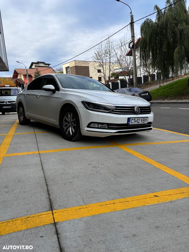 Volkswagen Passat 2.0 TDI DSG Highline - 10