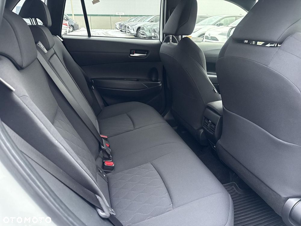 Toyota Corolla Cross - 8