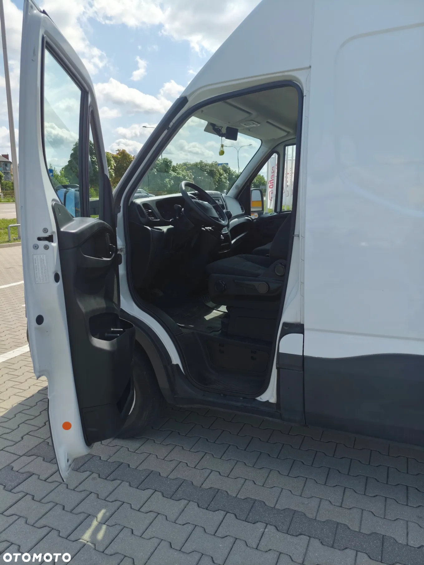 Iveco 35S12 - 13