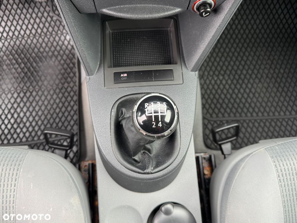 Volkswagen Caddy 1.6 Life (7-Si.) - 18