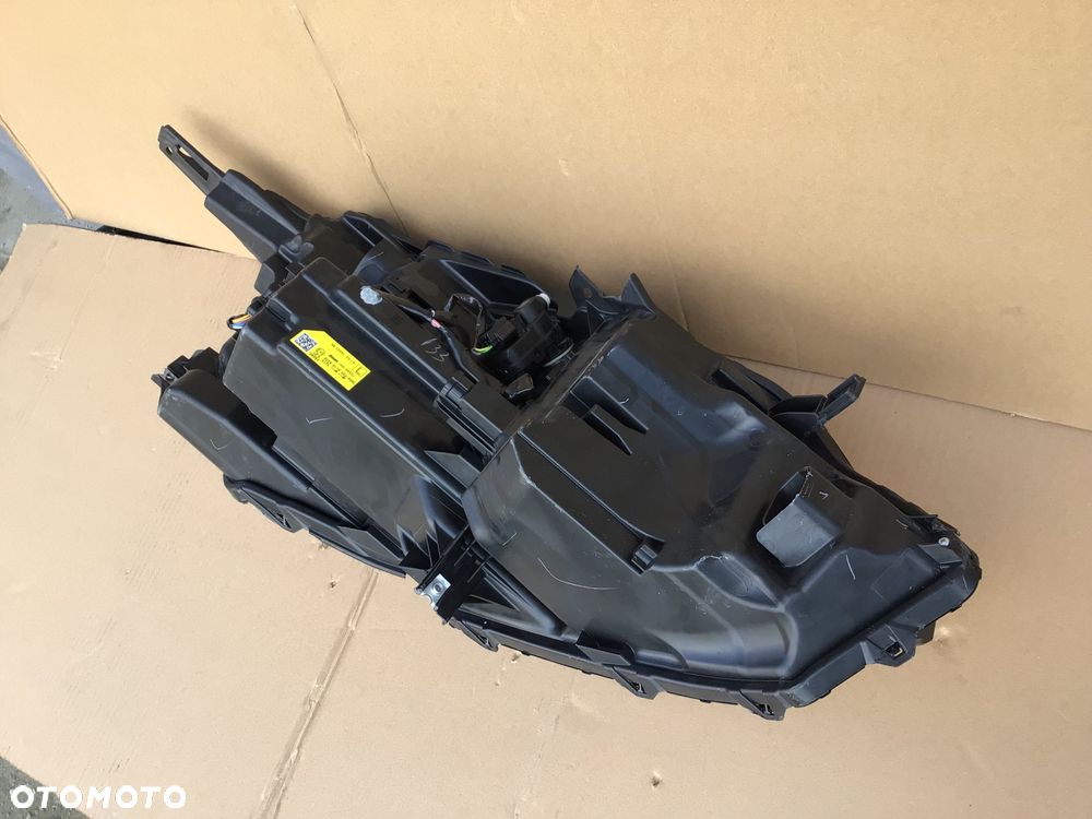 Lampa przednia lewa Nissan Qashqai J12 - 7