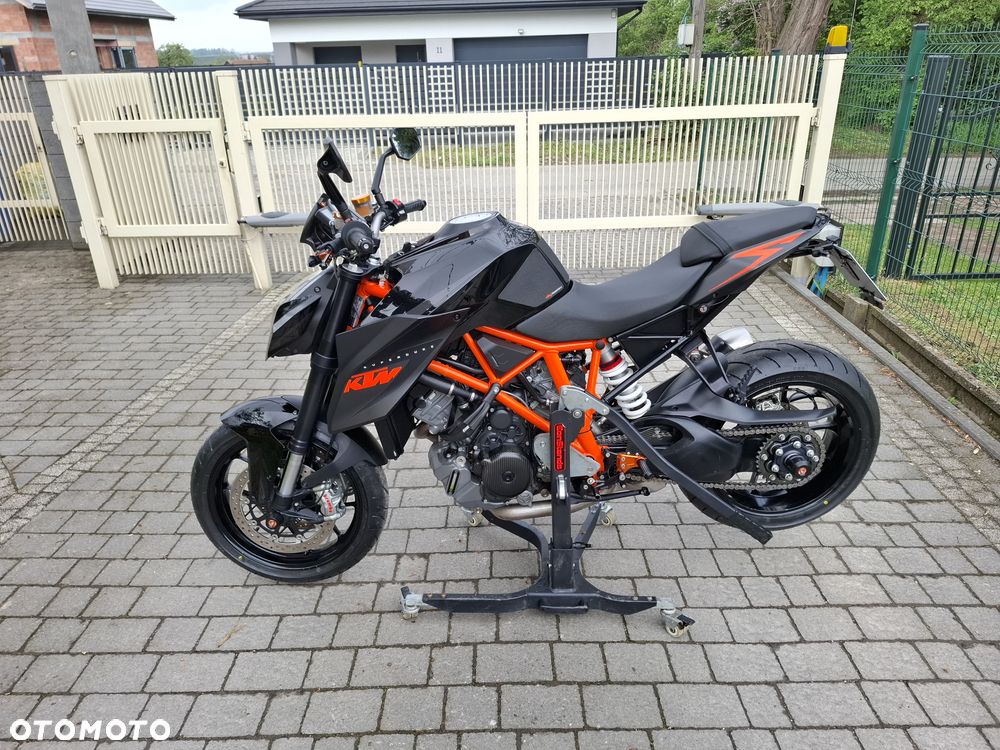 KTM Super Duke - 3