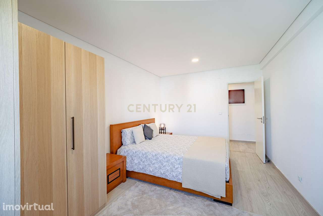 Apartamento T2 com Vista Deslumbrante para a Baía do Seixal – Oportuni - Grande imagem: 4/22