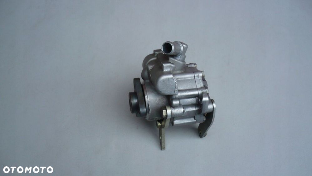 Pompa wspomagania BMW BMW E36 1,6i 1,8i - 3