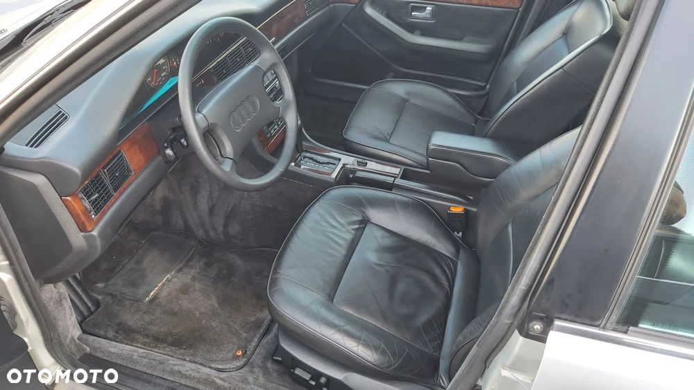 Audi V8 4.2 - 8