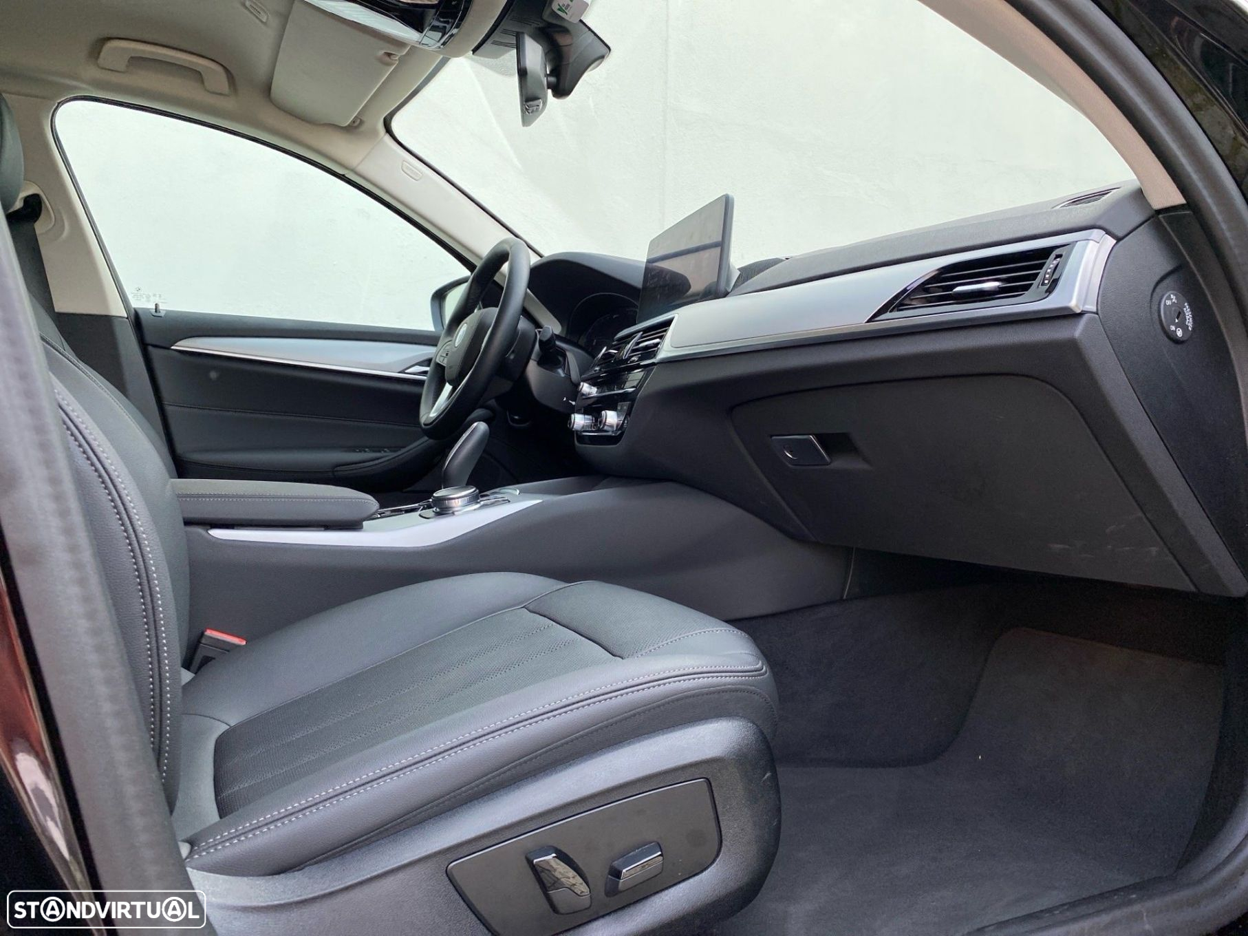 BMW 530 e - 19