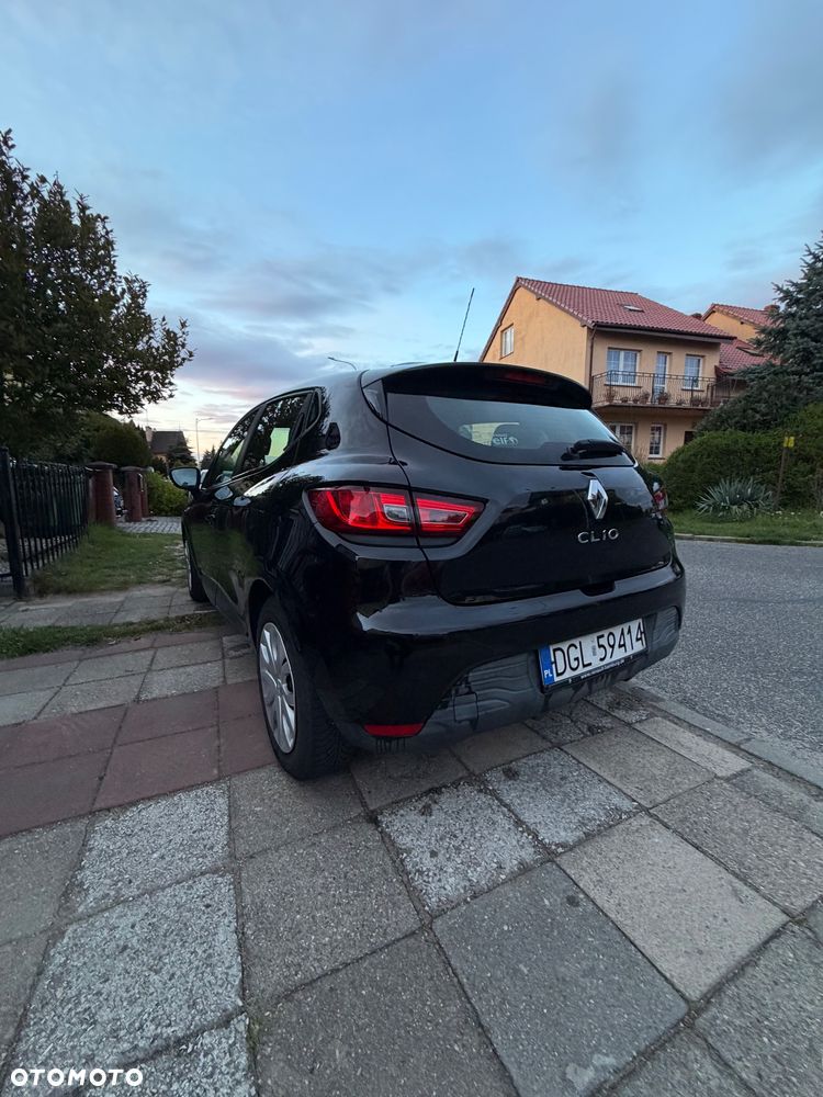 Renault Clio 1.2 16V Zen - 6