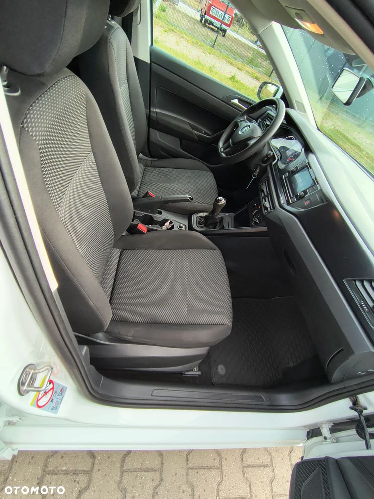 Volkswagen Polo 1.6 TDI SCR Trendline - 12