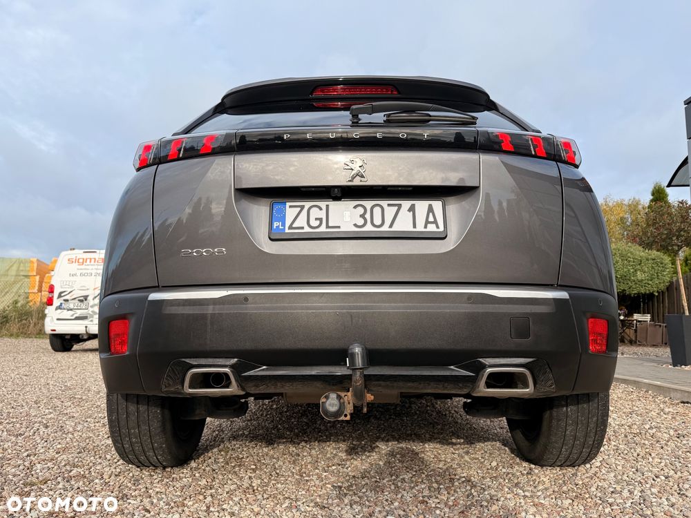 Peugeot 2008 1.2 PureTech Allure Pack S&S - 16