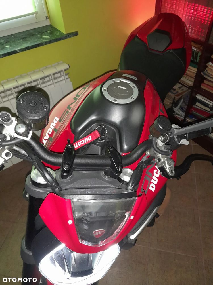 Ducati Monster - 5