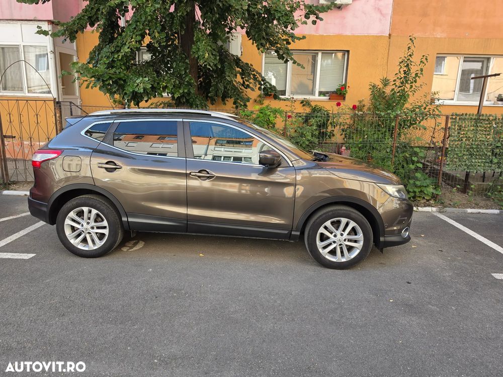 Nissan Qashqai 1.6 DCI Xtronic TEKNA - 27
