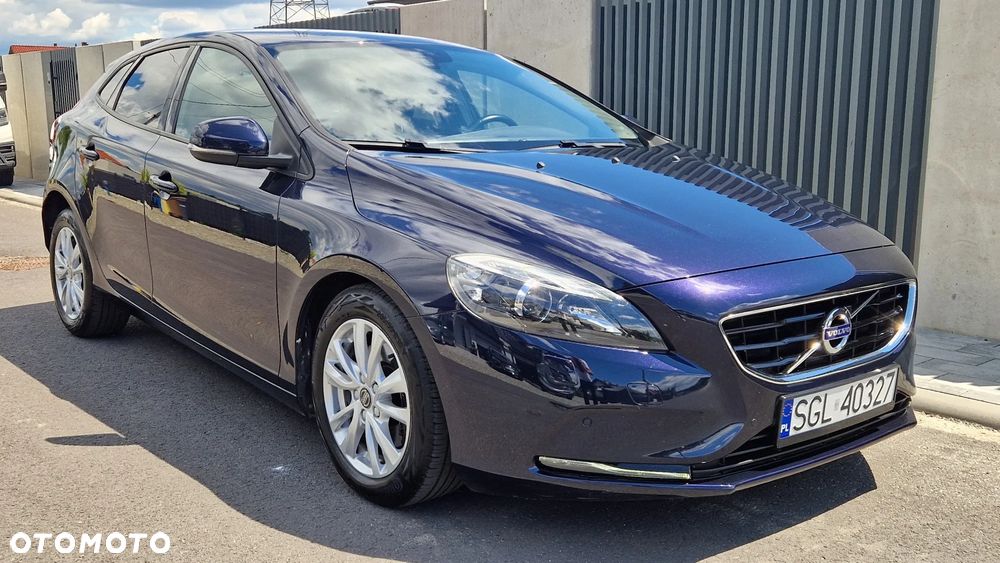 Volvo V40 - 23