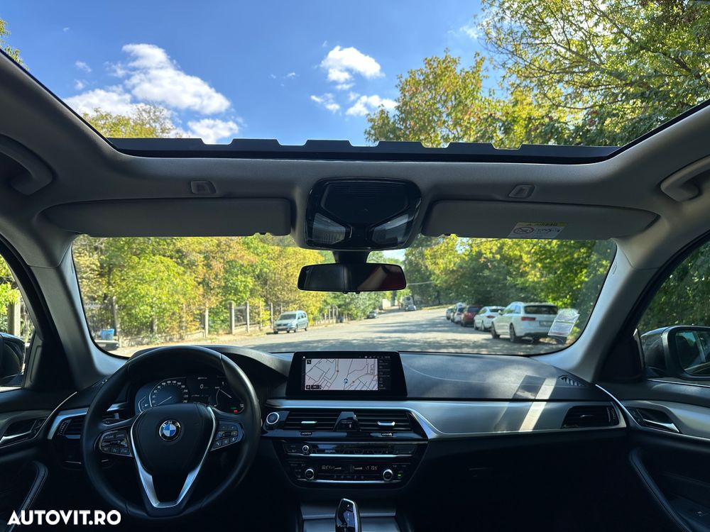 BMW Seria 5 530e Aut. Luxury Line - 27