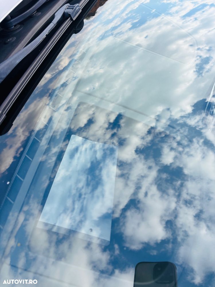 BMW Seria 5 525d xDrive - 6