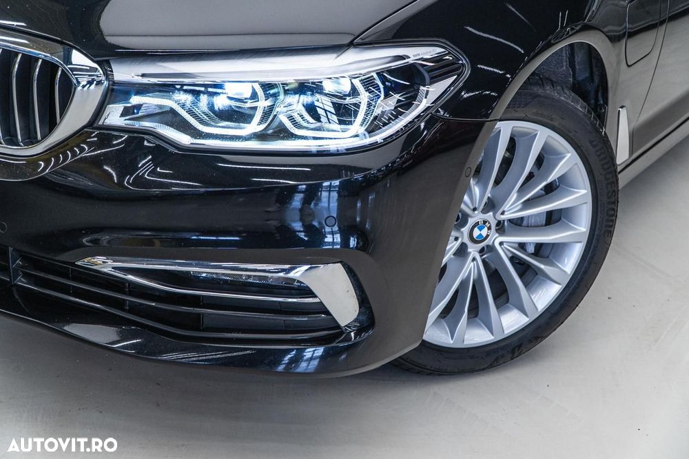 BMW Seria 5 530e iPerformance Aut. Luxury Line - 40