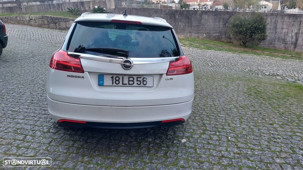 Opel Insignia Sports Tourer 2.0 CDTi Cosmo - 2