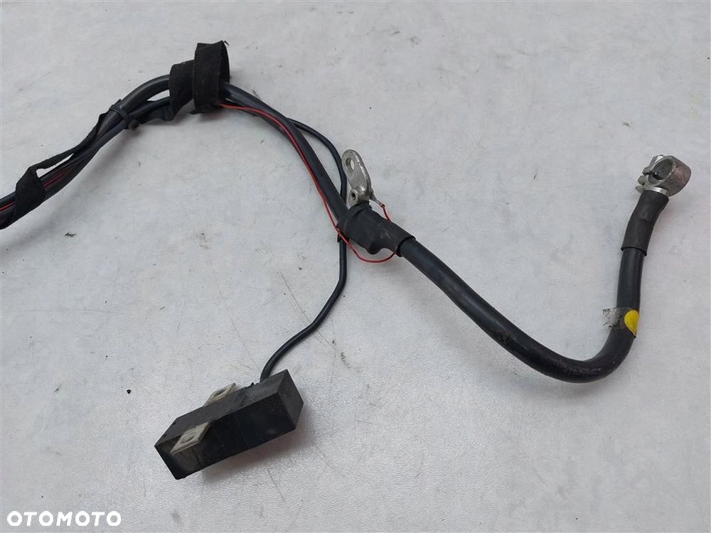 Przewód akumulatora Audi A6 2004-2011 3,0 V6 TDI - 3