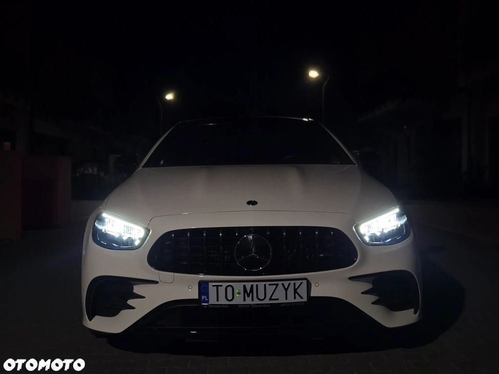 Mercedes-Benz Klasa E AMG 53 4-Matic+ - 18