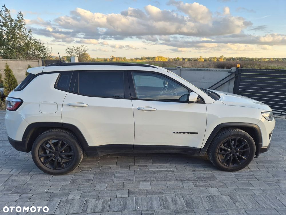 Jeep Compass - 8