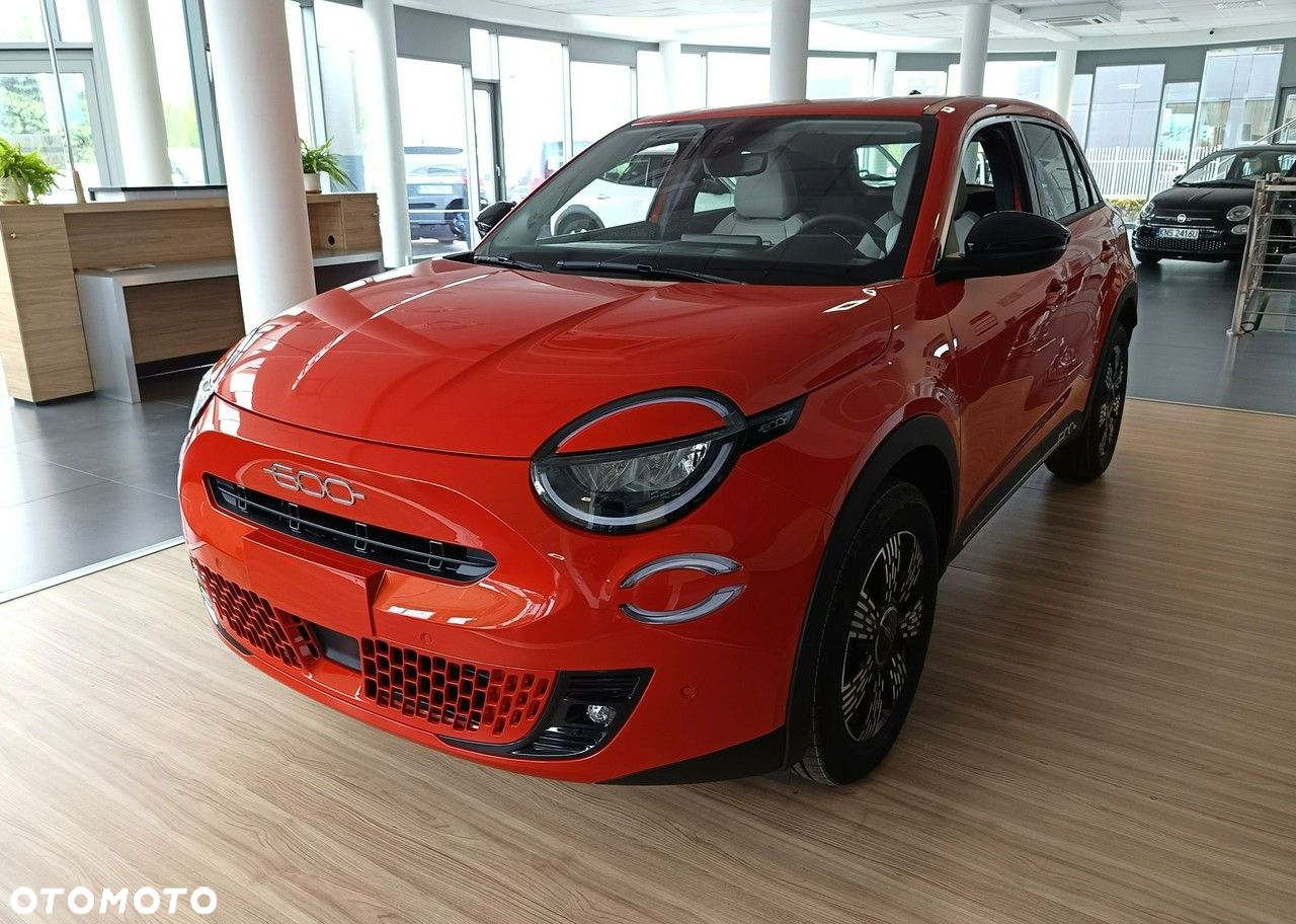Fiat 600 1.2 Turbo Hybrid eDCT - 7