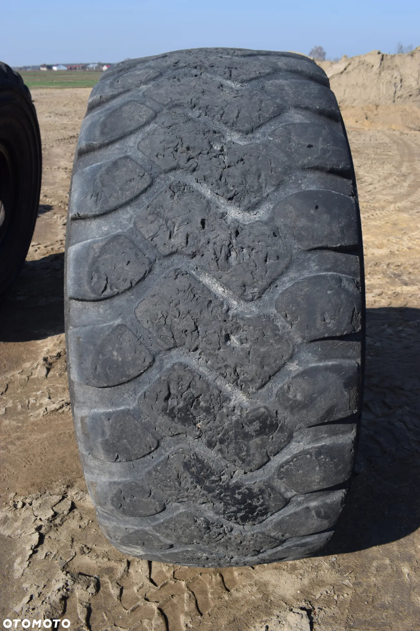 Opony Aeolus AL37 26.5-25 26.5R25 double coin - 37