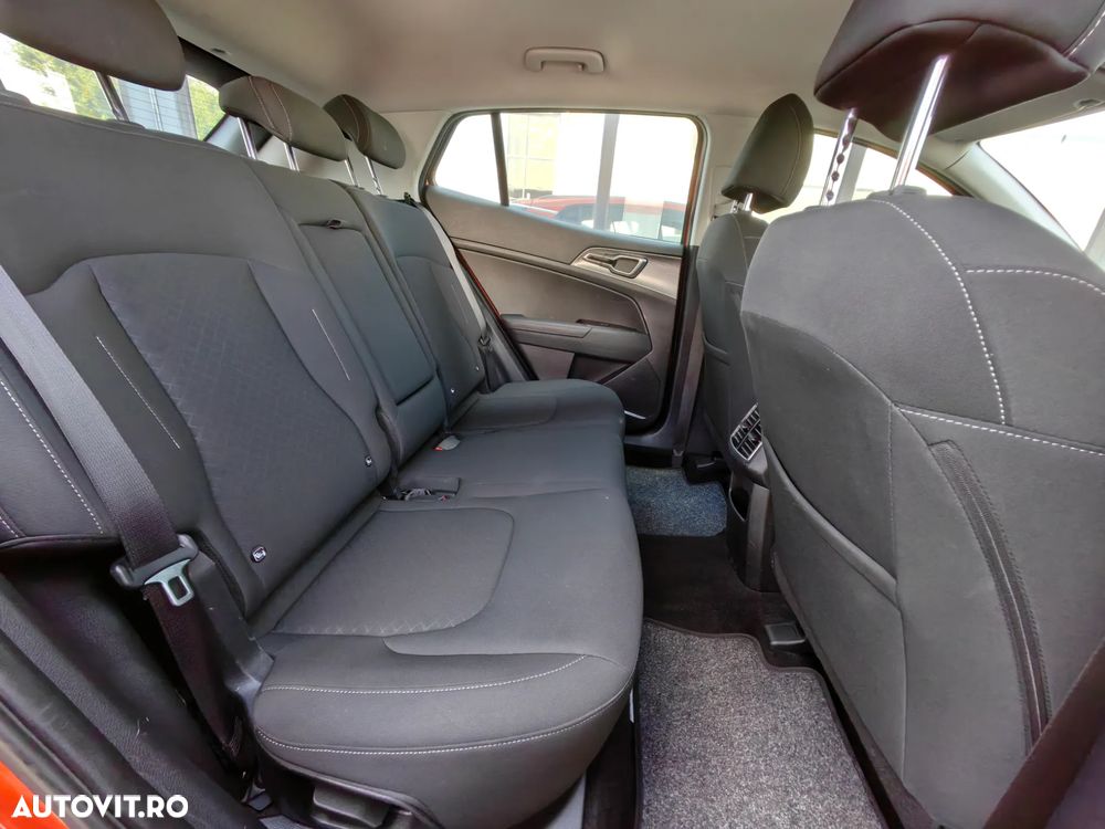 Kia Sportage 1.6 DSL MHEV 7DCT HP 4x2 Business Line - 7