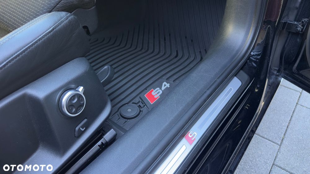 Audi A4 Avant 40 TDI S tronic quattro - 10