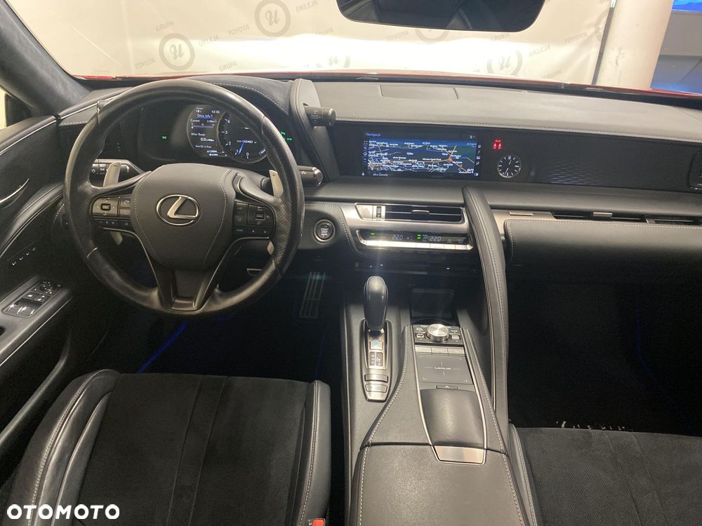 Lexus LC 500 Superturismo - 10