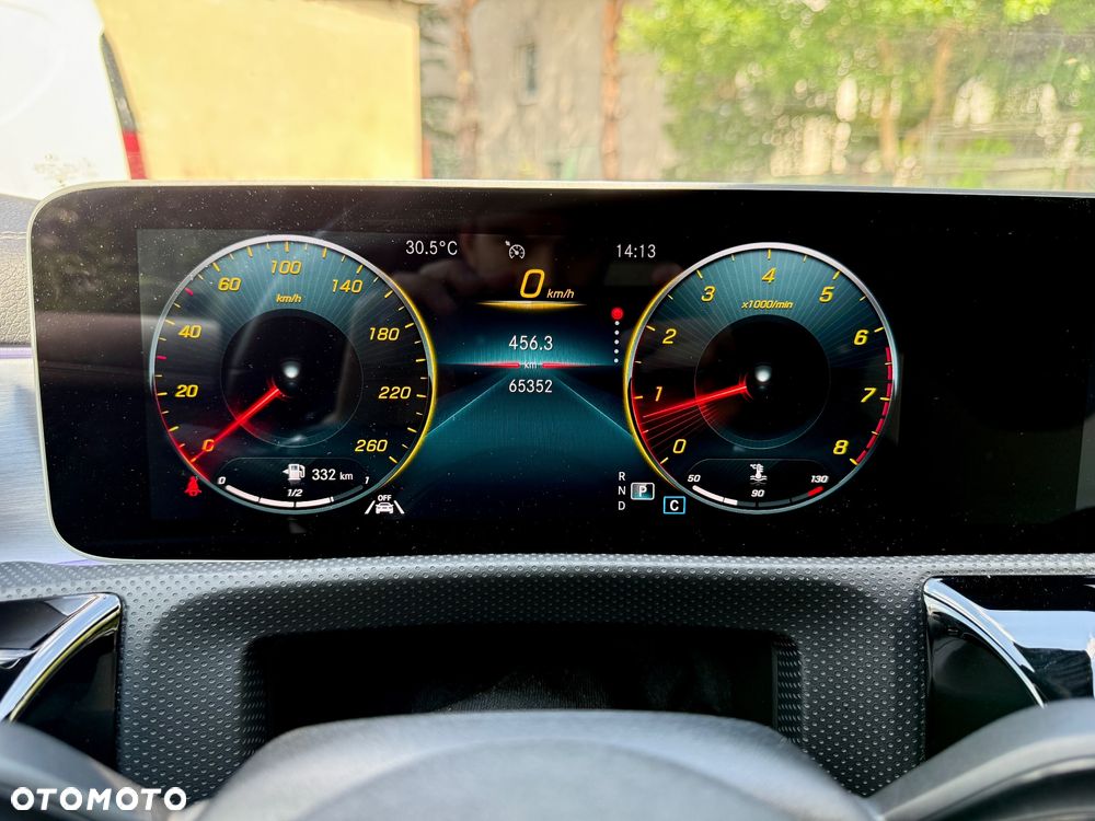 Mercedes-Benz CLA 250 4-Matic AMG Line 7G-DCT - 24