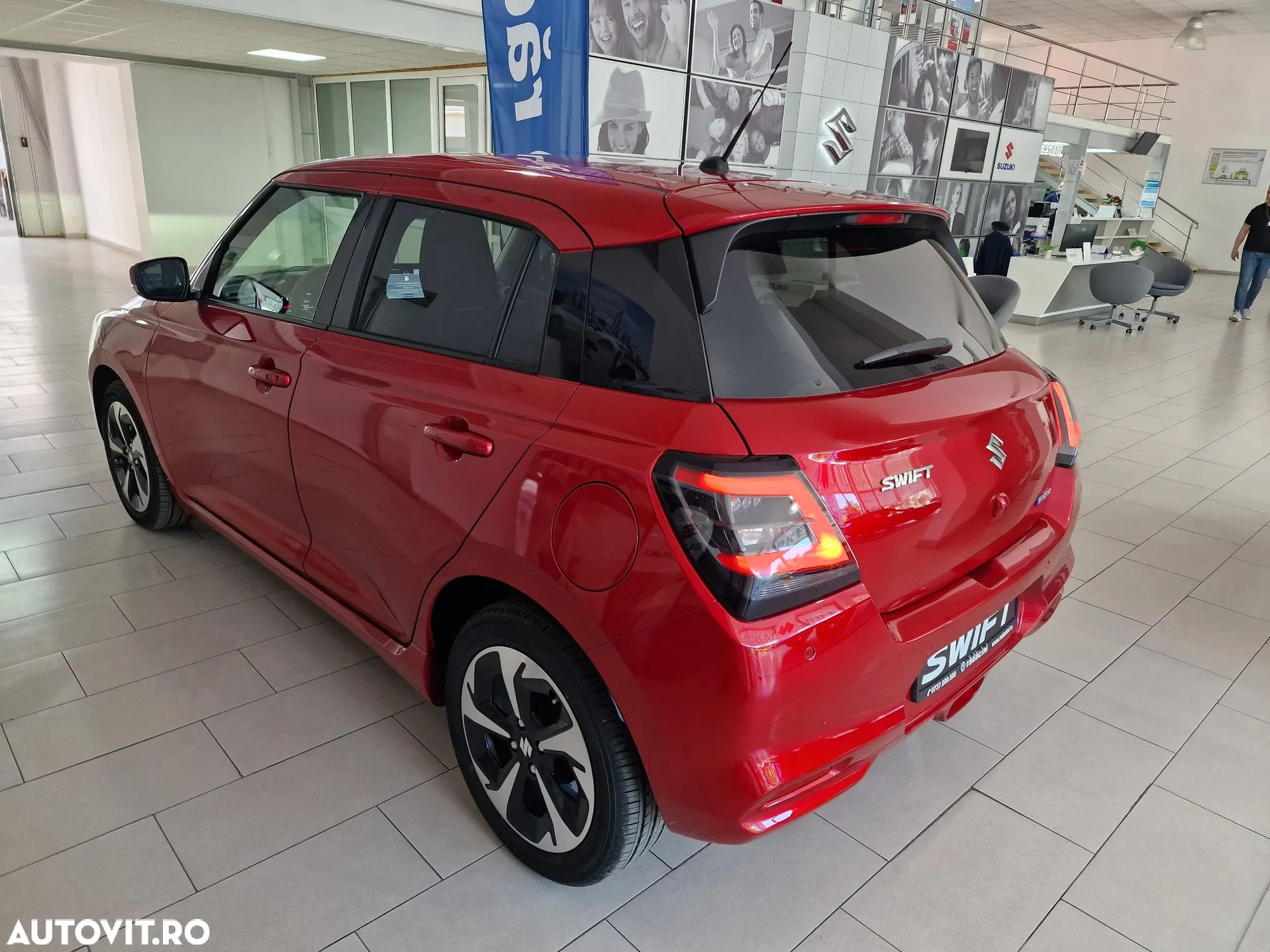 Suzuki Swift 1.2 Dualjet 12V MHEV Spirit - 7