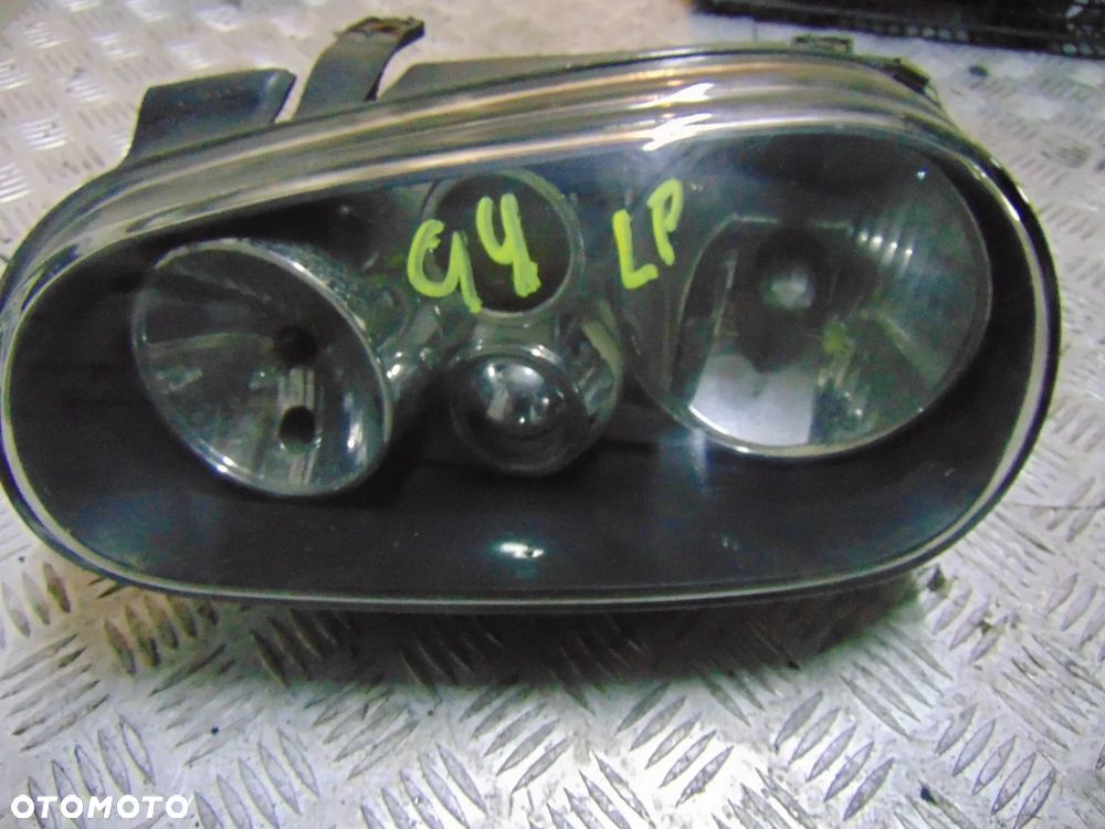 Lampy Golf 4 Hella black cena sztuka Europa - 4