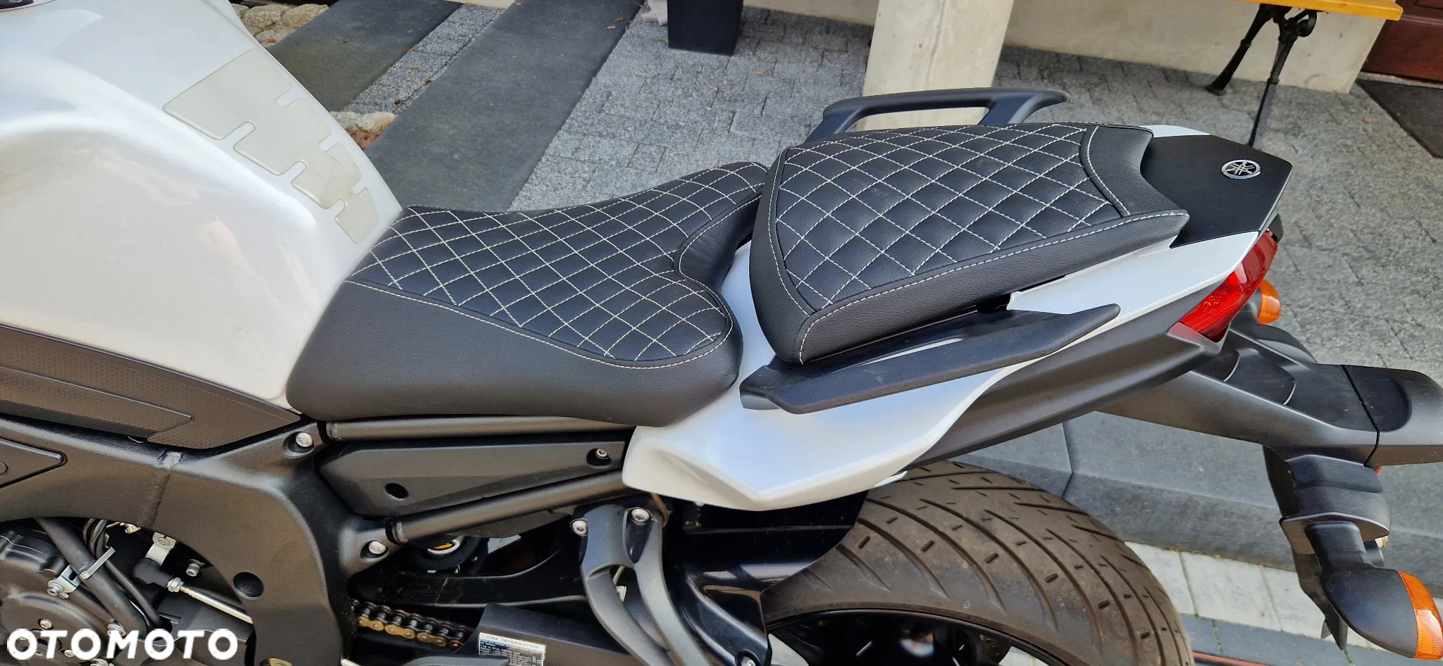 Yamaha FZ - 16